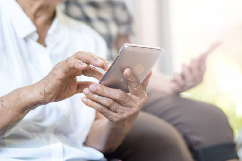 Téléassistance personne âgée